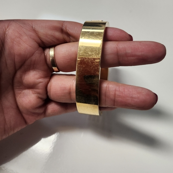 Tory Burch Gold Color FitBit Bracelet - Picture 13 of 15